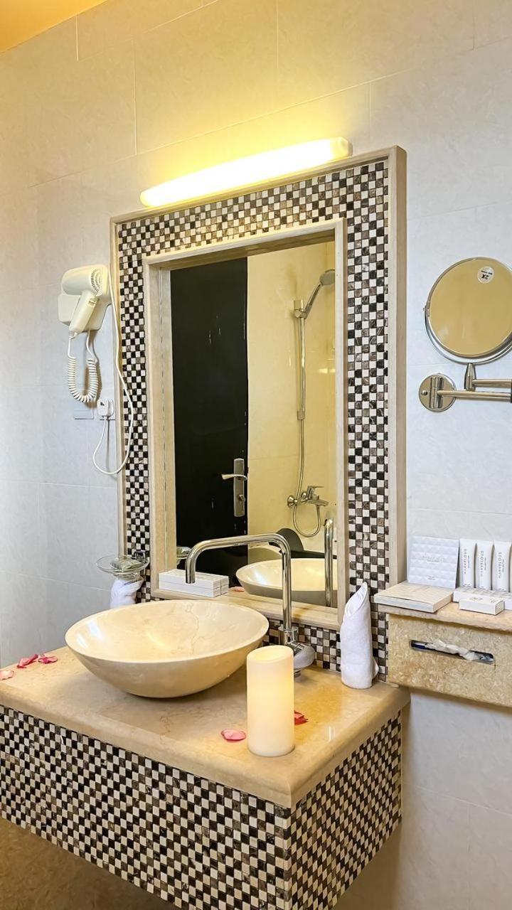 Levant Hotel Necran Dış mekan fotoğraf